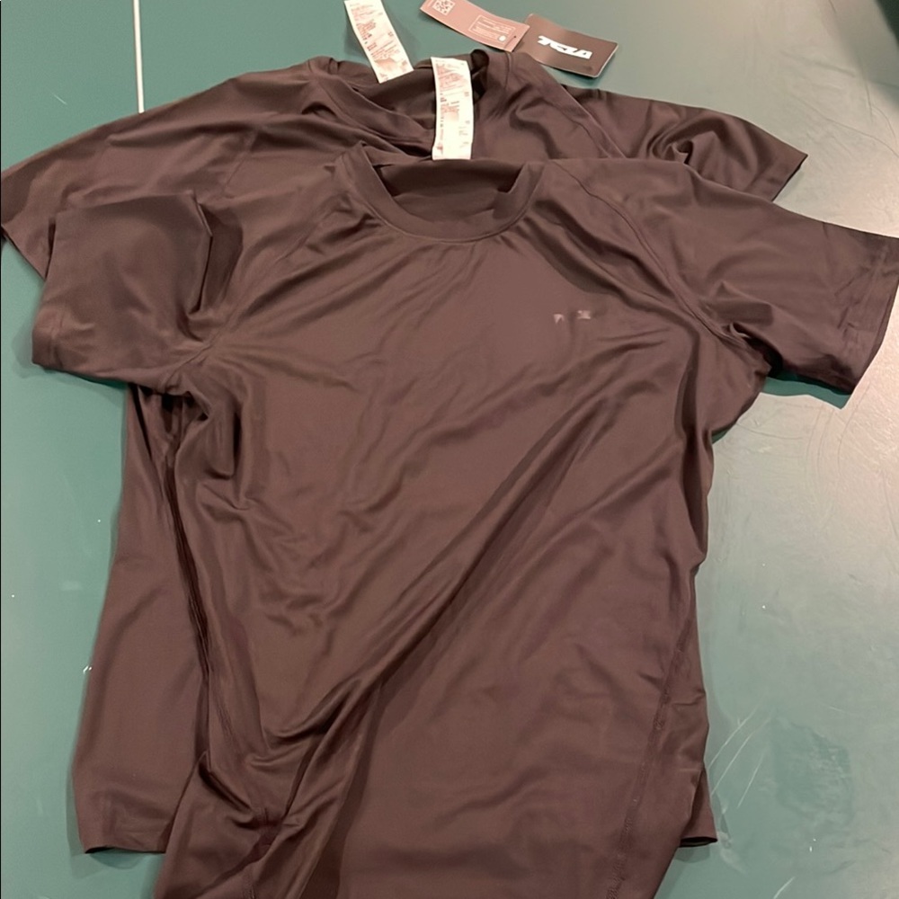 Tsla Gear Black Athletic T-Shirts - 2 plain black size M 1 tags 1 without.